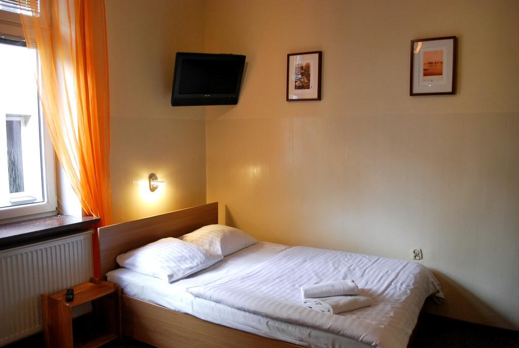 Aparthotel Kadetus 2*