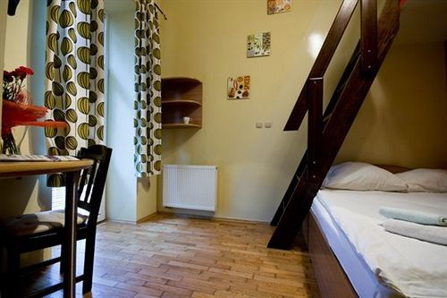 Kadetus Aparthotel